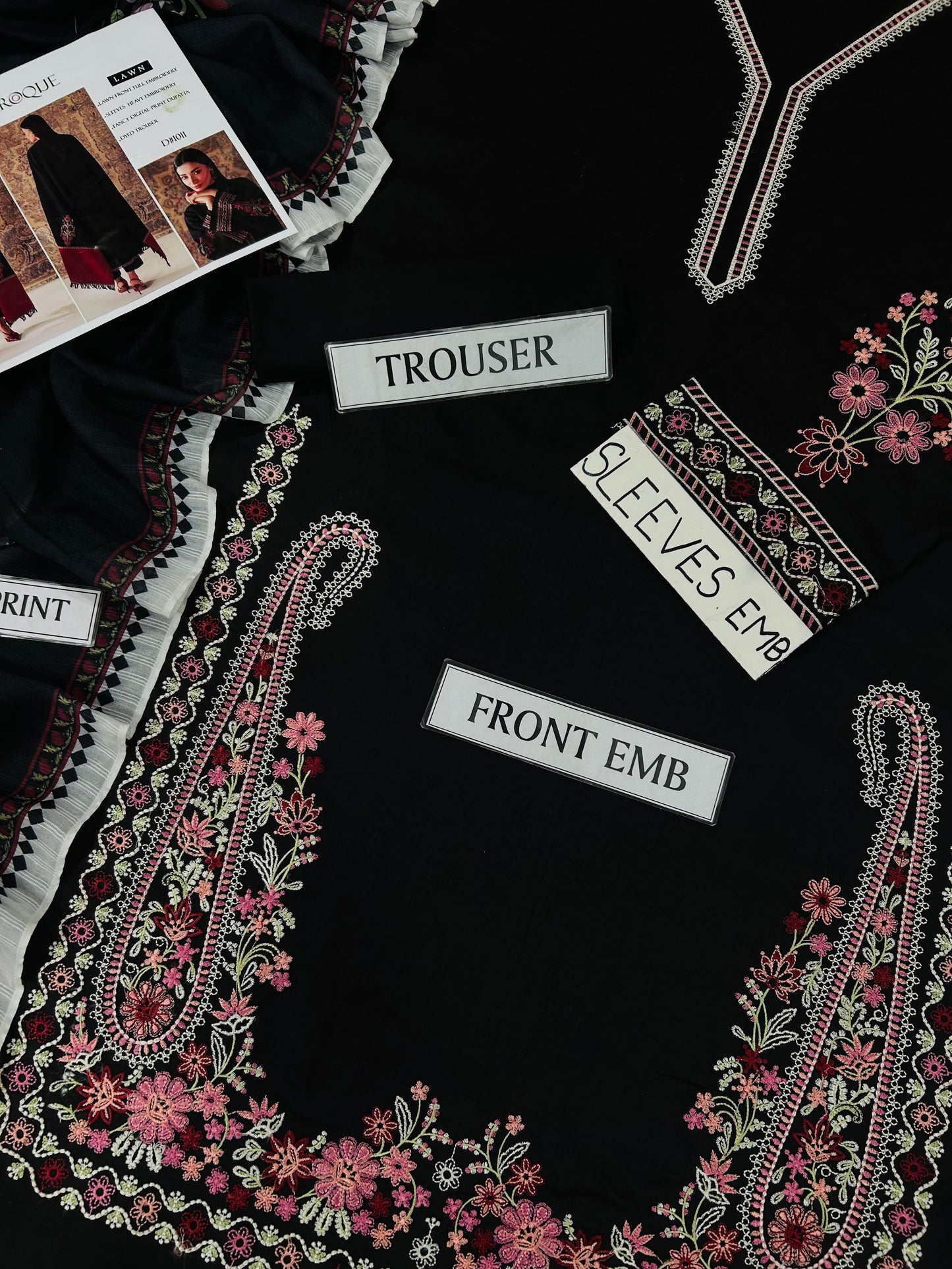 BRAND NAME* BAROQUE 

_WEAR BY THE GORGEOUS ACTRESS