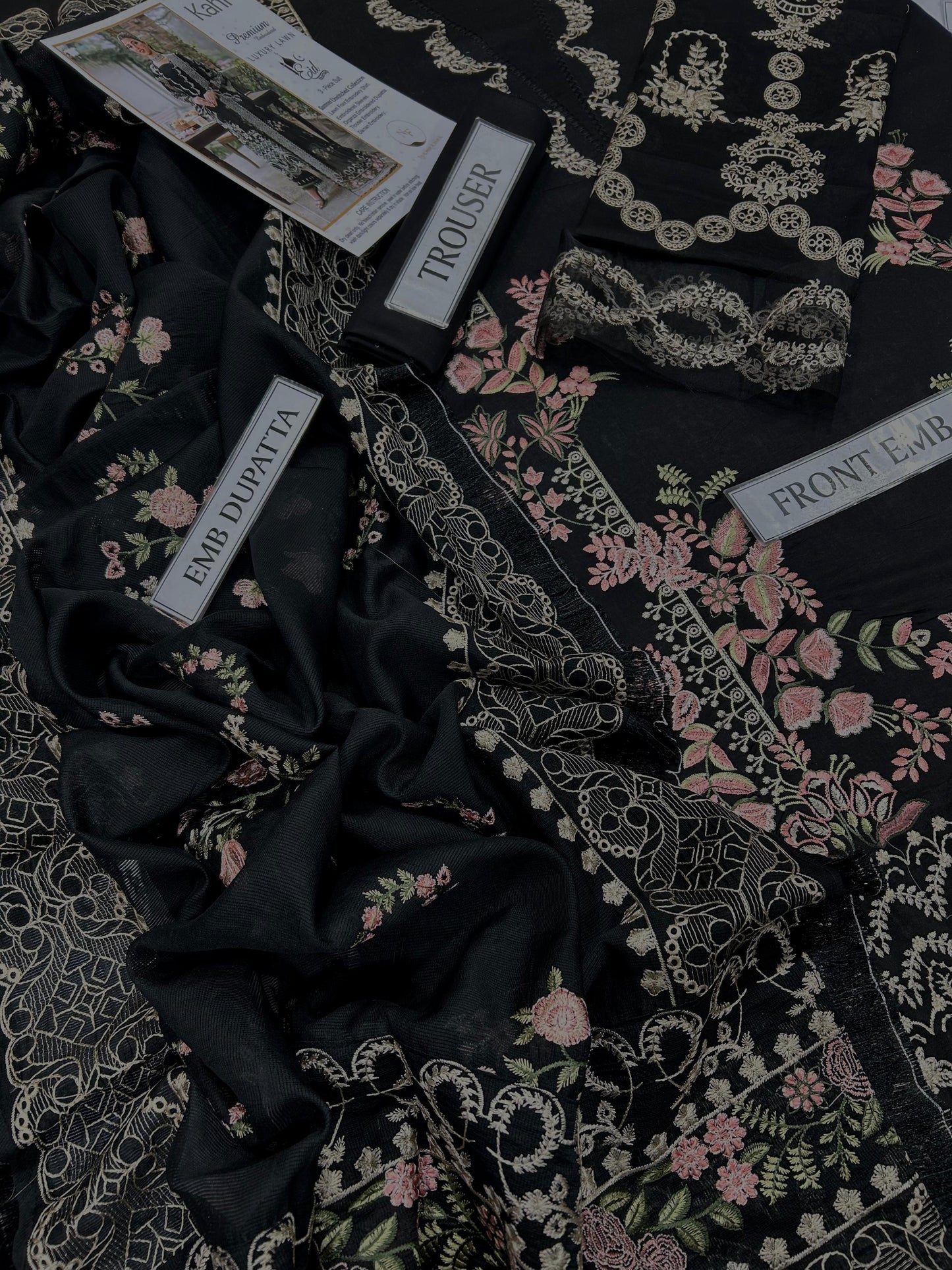 BRAND NAME* KAHF

_WEAR BY THE GORGEOUS ACTRESS_ *KINZA HASHMI